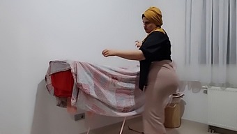 I'M Infatuated With My Stepmother'S Voluptuous Buttocks